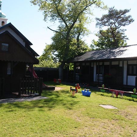 Camping 110 亚斯塔尔尼亚 外观 照片